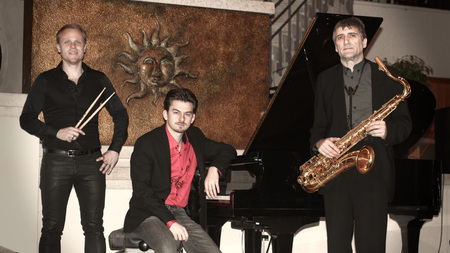 POLETJE V PARKU: NEDELJAZZ - LAPsus trio