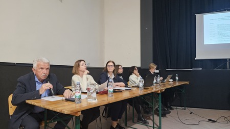 Predstavniki občine in podjetja LOCUS, ki izdeluje OPN