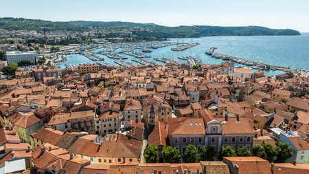 Izola (avtor Peter Kleva)