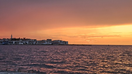 Morje, Izola in sončni zahod