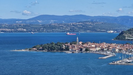 Izola, pogled z Belvederja.