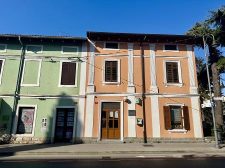 Cankarjev drevored 7, Izola.